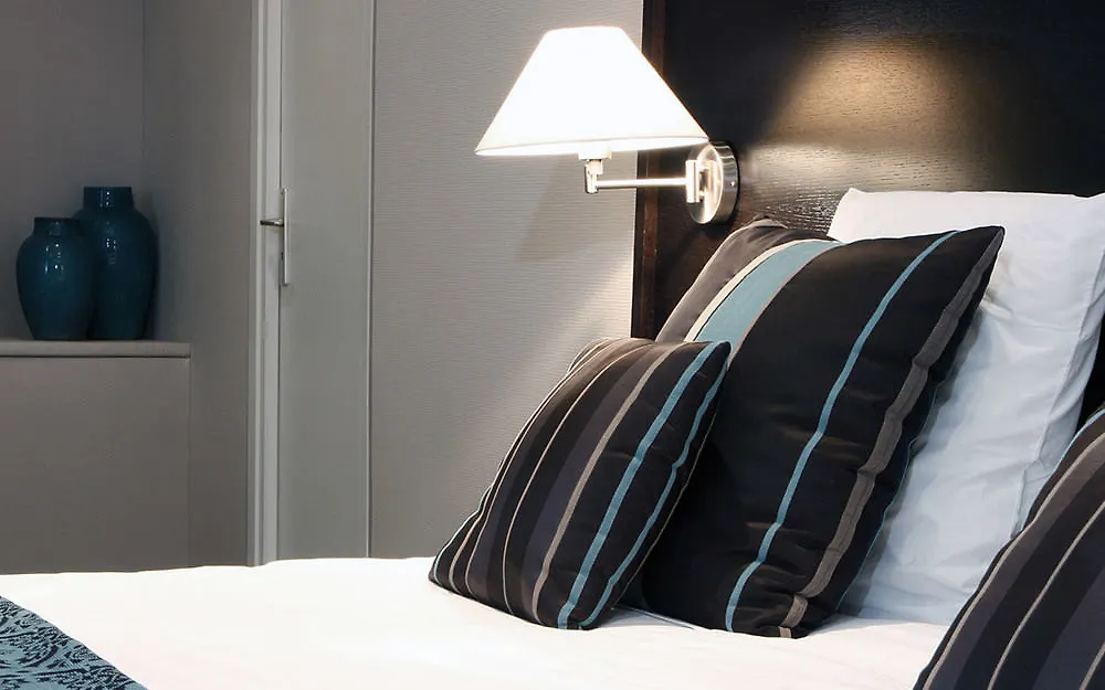 Paris Rome Hotel Menton