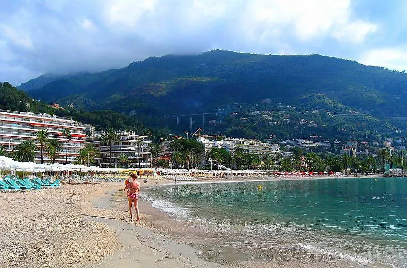 Paris Rome Hotel Menton 3*,
