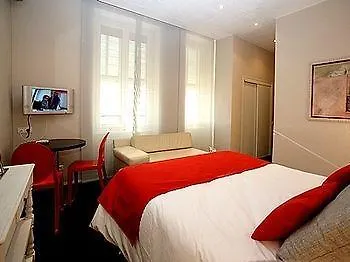Paris Rome Hotel Menton