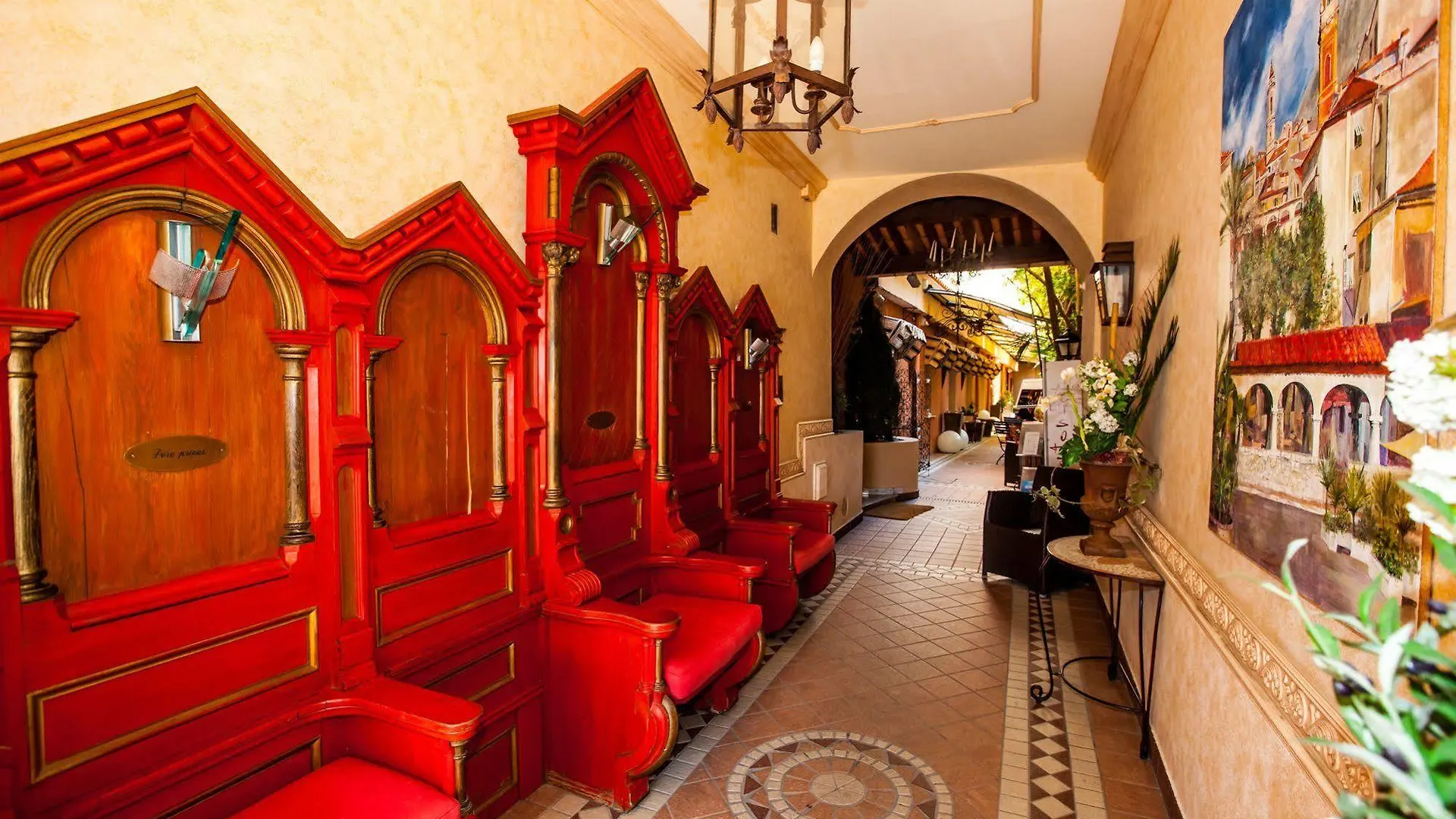 ***  Paris Rome Hotel Menton Frankrig
